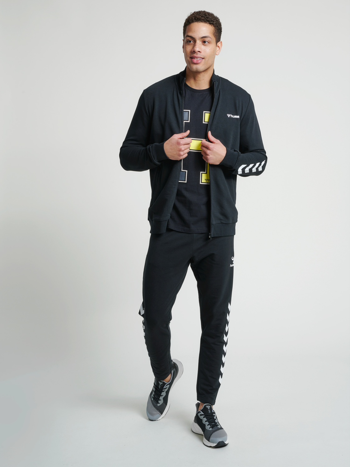 h and m tracksuit