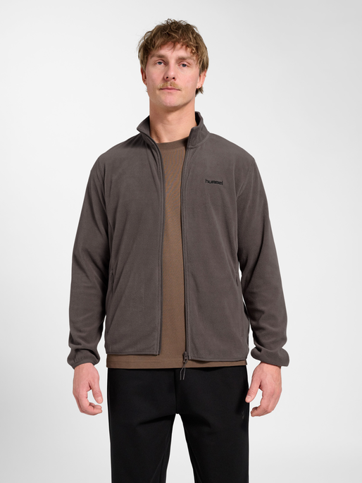hmlACTIVE FLEECE JACKET, MAJOR BROWN, model