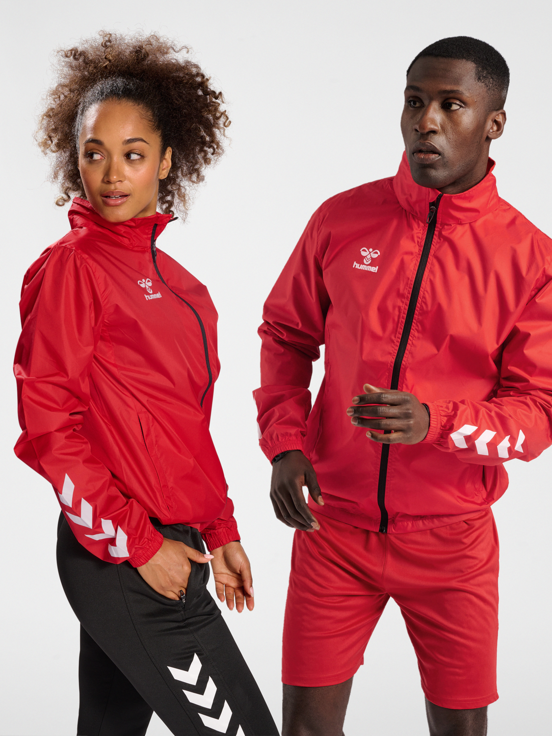 hummel CORE XK SPRAY JACKET - TRUE RED 