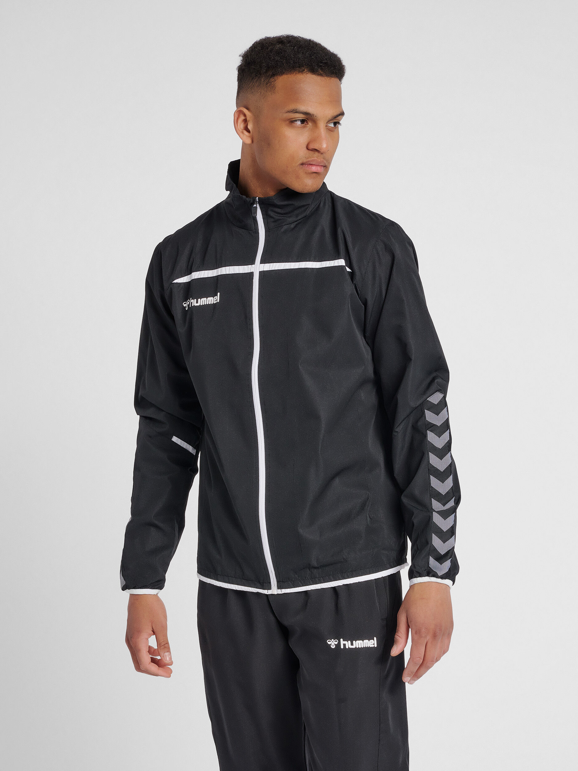 Details about   Hummel Mens Training Sports Casual Full Zip Jacket Tracksuit Thumb Hole Top 