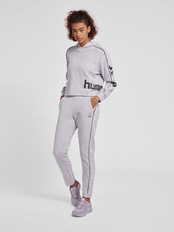 hmlLGC YOKO CROPPED HOODIE, LIGHT GREY MELANGE, model