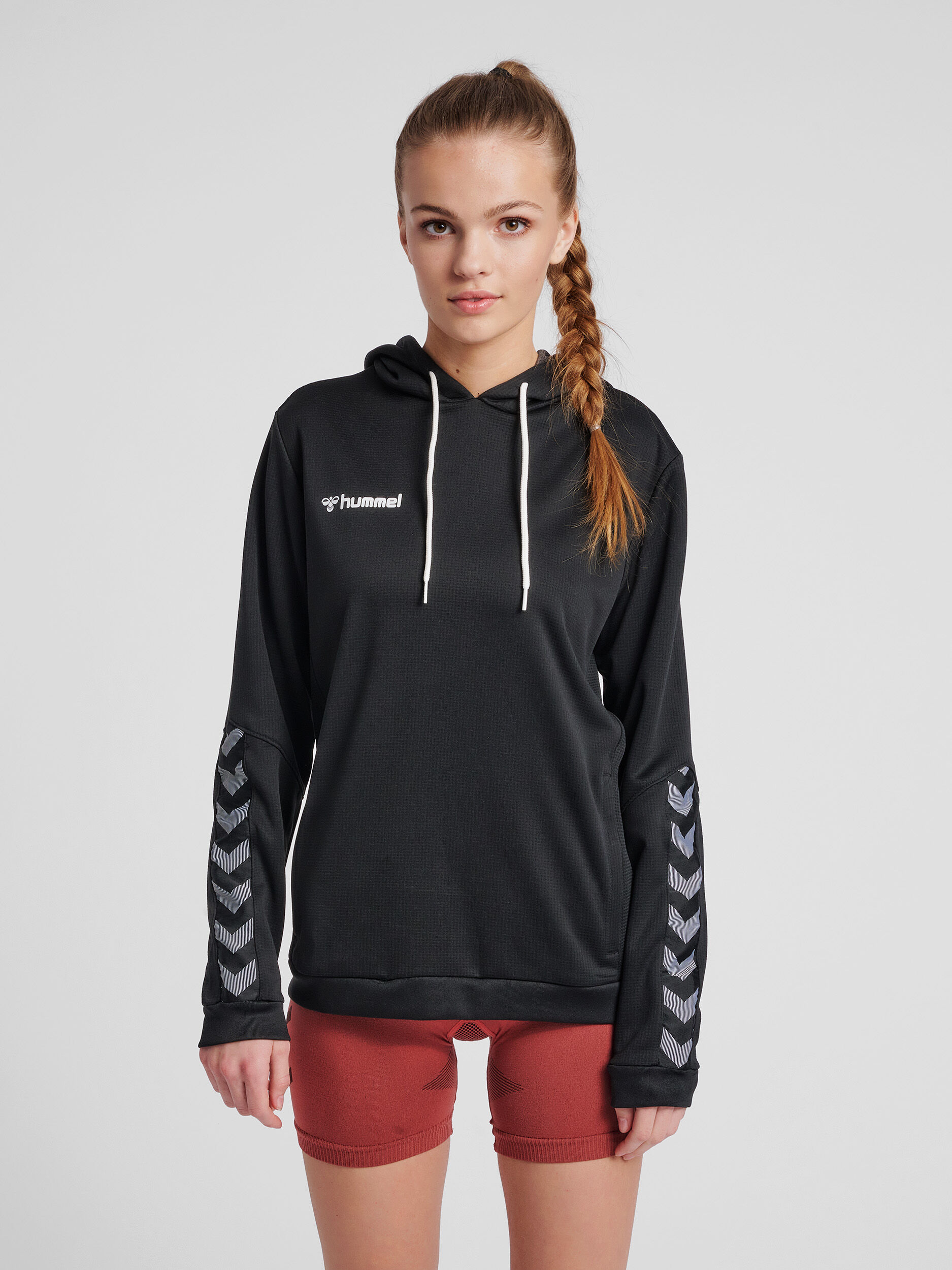 Hummel authentic poly hoodie discount
