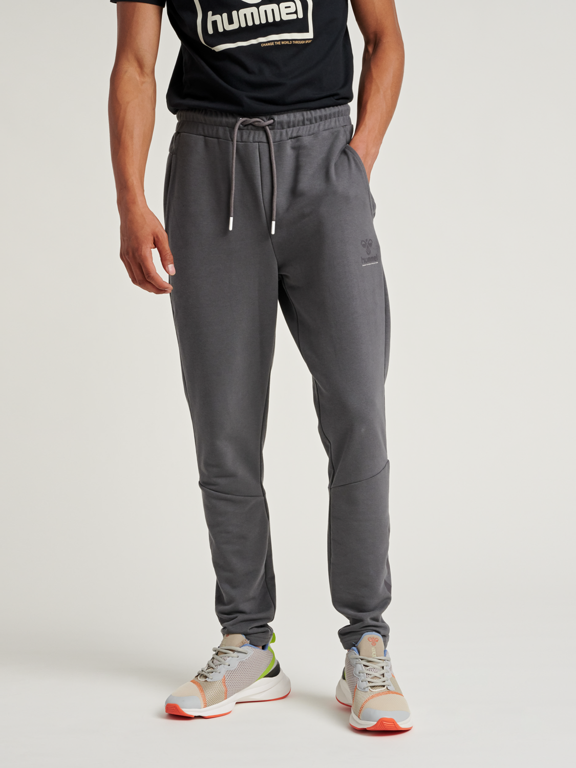 hummel joggers