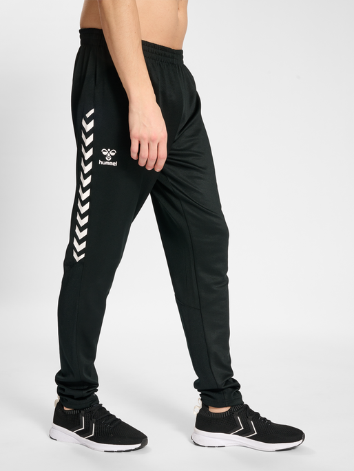 hummel TRAINING PANTS - BLACK | hummel.net