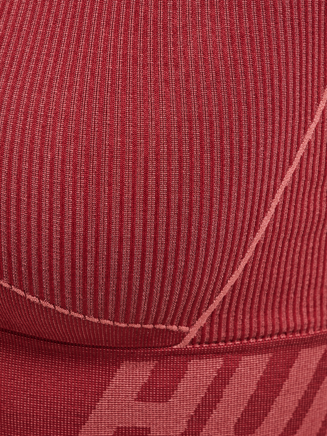 hmlTE CHRISTEL SEAMLESS SPORTS TOP, CABERNET/APPLE BUTTER MELANGE, packshot