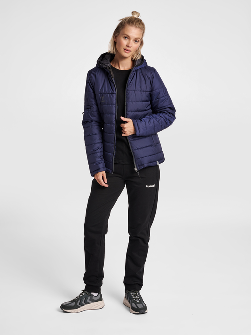 Twisted køn Distraktion hummel NORTH QUILTED HOOD JACKET WOMAN - MARINE | hummel.net