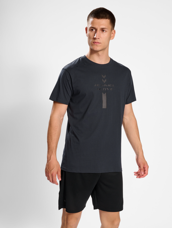 hmlACTIVE GRAPHIC CO TEE S/S, OBSIDIAN, model