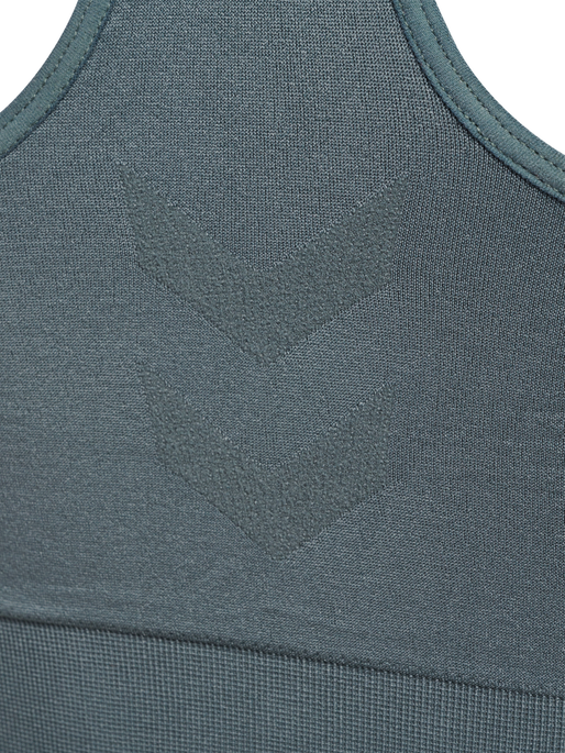 hmlTIF SEAMLESS SPORTS TOP, BALSAM GREEN, packshot
