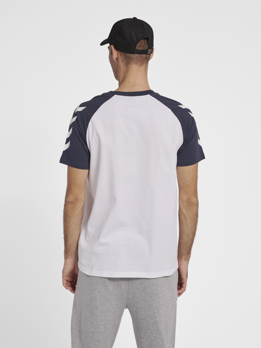 WHITE BLOCKED LEGACY T-SHIRT hummel -