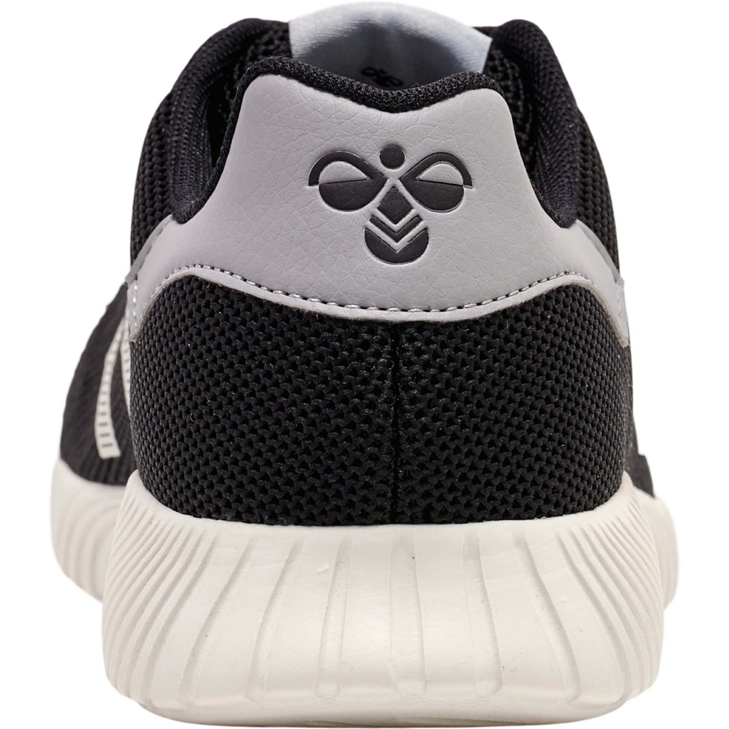 BREAKER BREAKER LACE JR, 2001, packshot