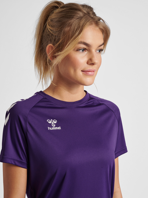 hmlCORE XK CORE POLY TEE  S/S WOMAN, ACAI, model
