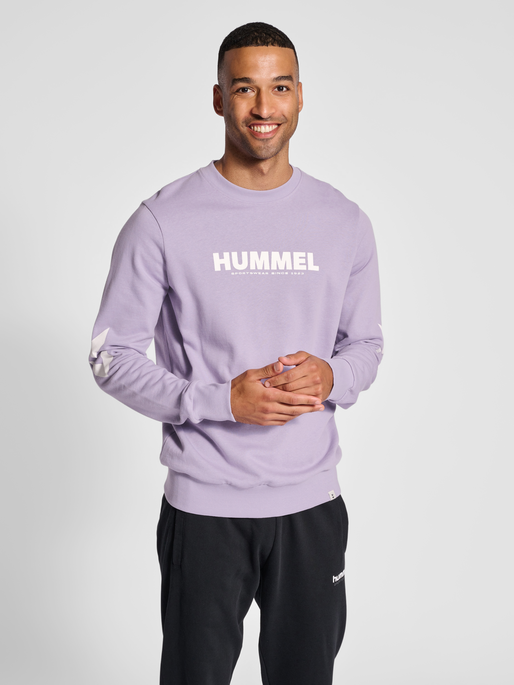 hmlLEGACY SWEATSHIRT, HEIRLOOM LILAC, model