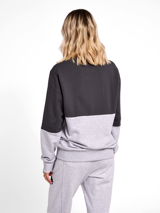 hmlLGC MANFRED SWEATSHIRT, 2010, model