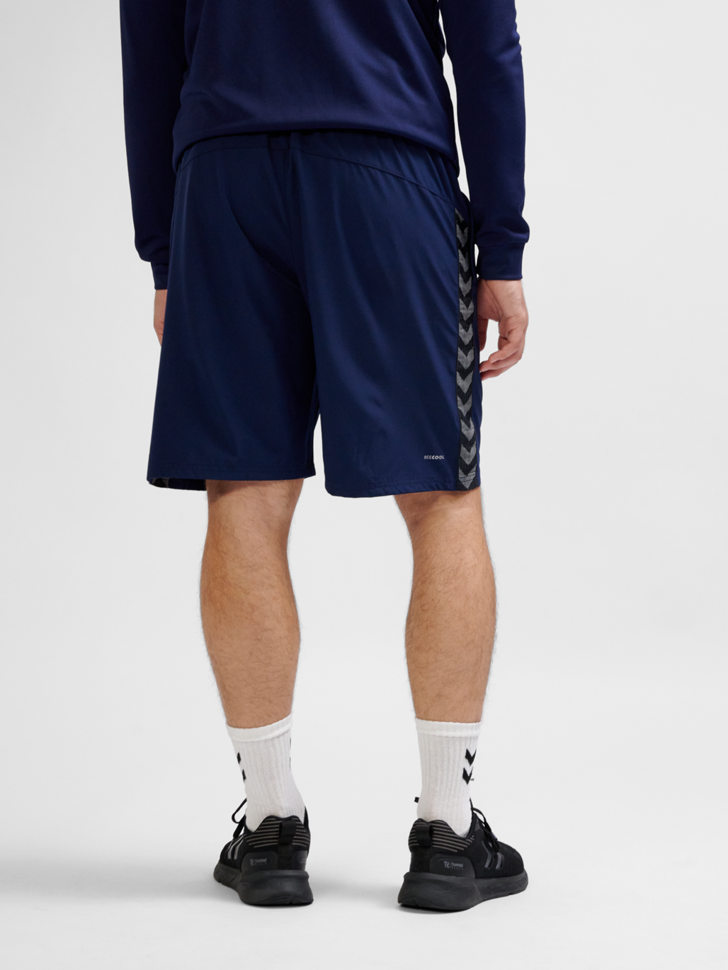 hummel AUTHENTIC WOVEN SHORTS MARINE hummel
