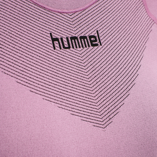 Kinematik Emotion George Stevenson hummel HUMMEL FIRST SEAMLESS JERSEY S/S WOMAN - COTTON CANDY | hummel.net
