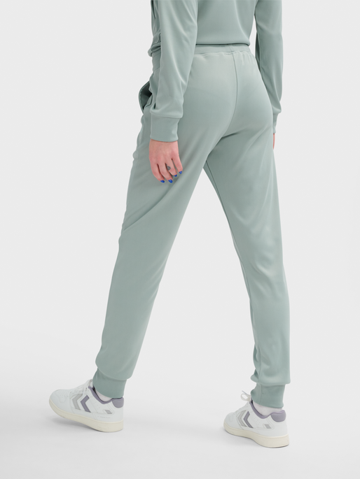 hmlPAOLA POLY  TRACKSUIT SET, CHINOIS GREEN, model