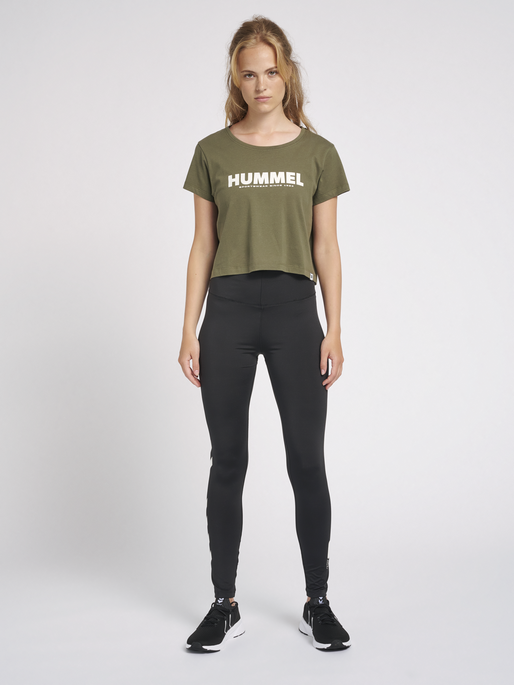 hmlLEGACY WOMAN CROPPED T-SHIRT, BEETLE, model