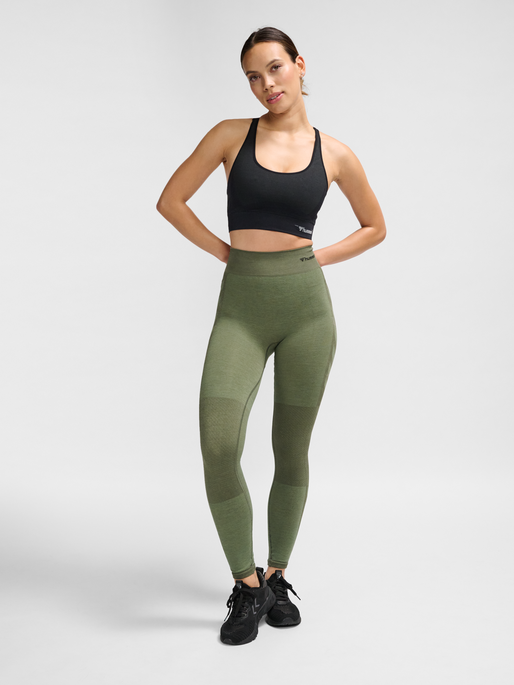 hmlCLEA SEAMLESS  SPORTS TOP, BLACK MELANGE, model