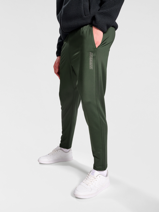 Dark green training pants top