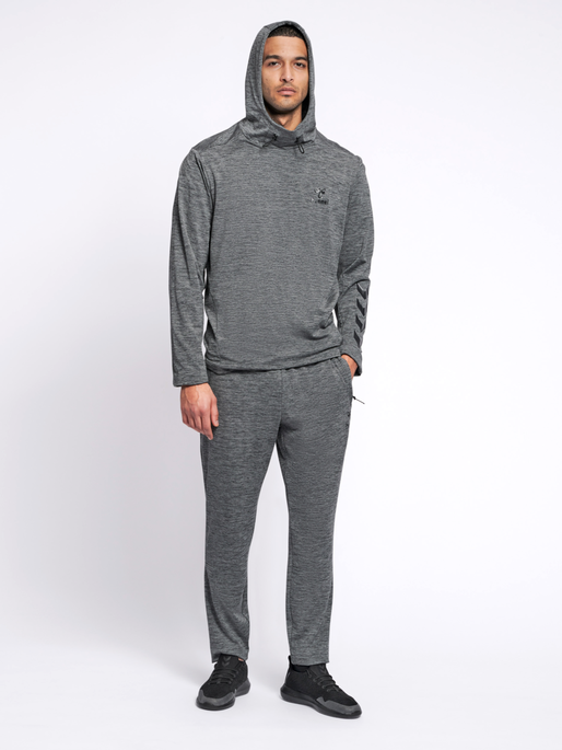 hmlASTON HOODIE, DARK GREY MELANGE, model