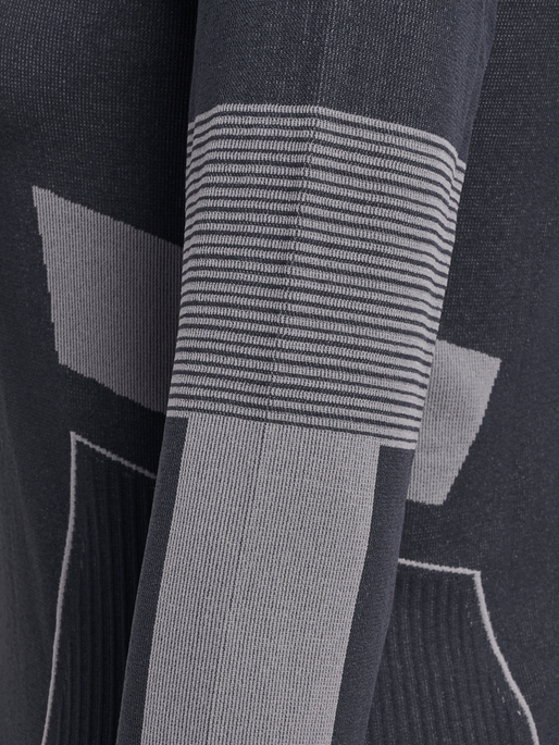 hmlSEAMLESS TEE LS, OBSIDIAN hmlSEAMLESS TEE LS, OBSIDIAN, packshot