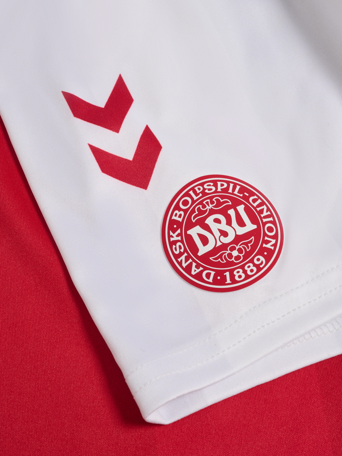 DBU 26 HOME MINI KIT, TANGO RED, packshot