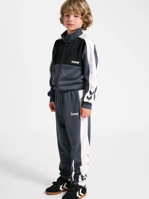 hmlJR COLORBLOCK TRACKSUIT, OMBRE BLUE, model