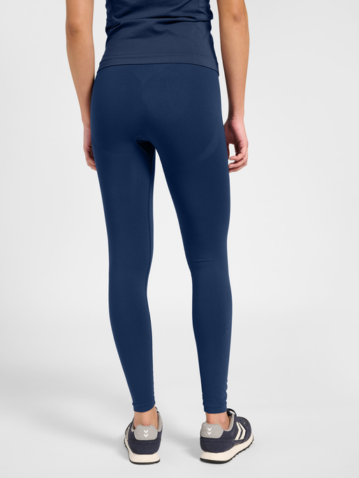 hmlFLOW TIGHTS, DRESS BLUES, model