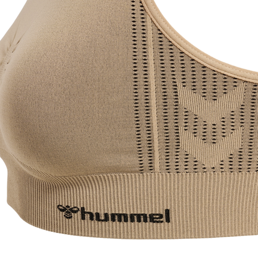 hmlMT SHAPING SEAMLESS SPORTS TOP, CURDS & WHEY, packshot