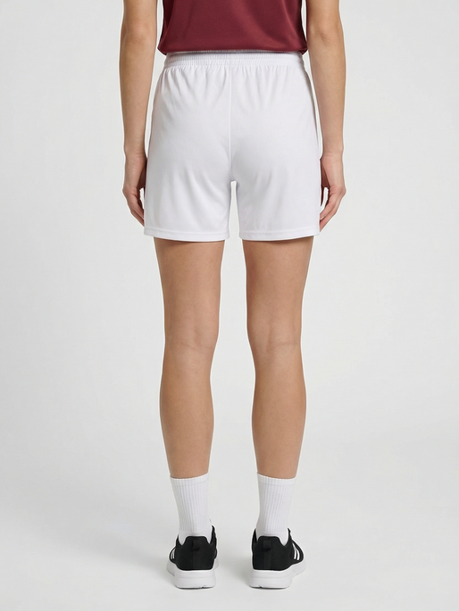 hmlESSENTIAL SHORTS WOMAN, WHITE, model