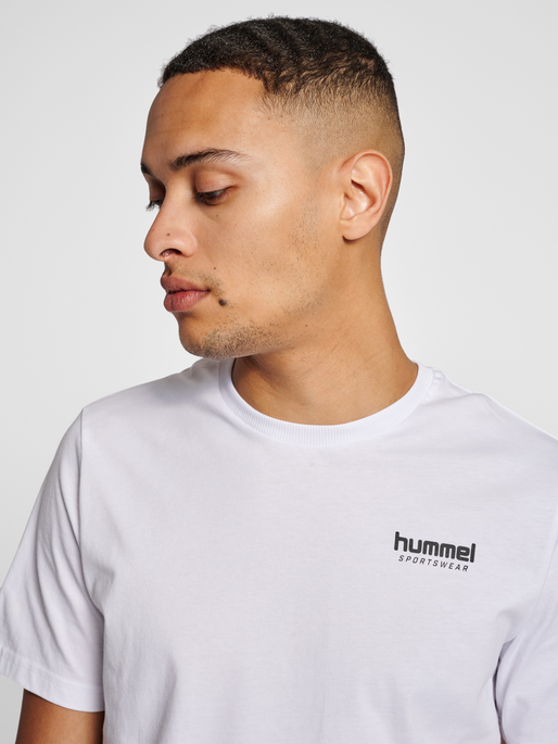 - WHITE LGC hummel JOSE T-SHIRT