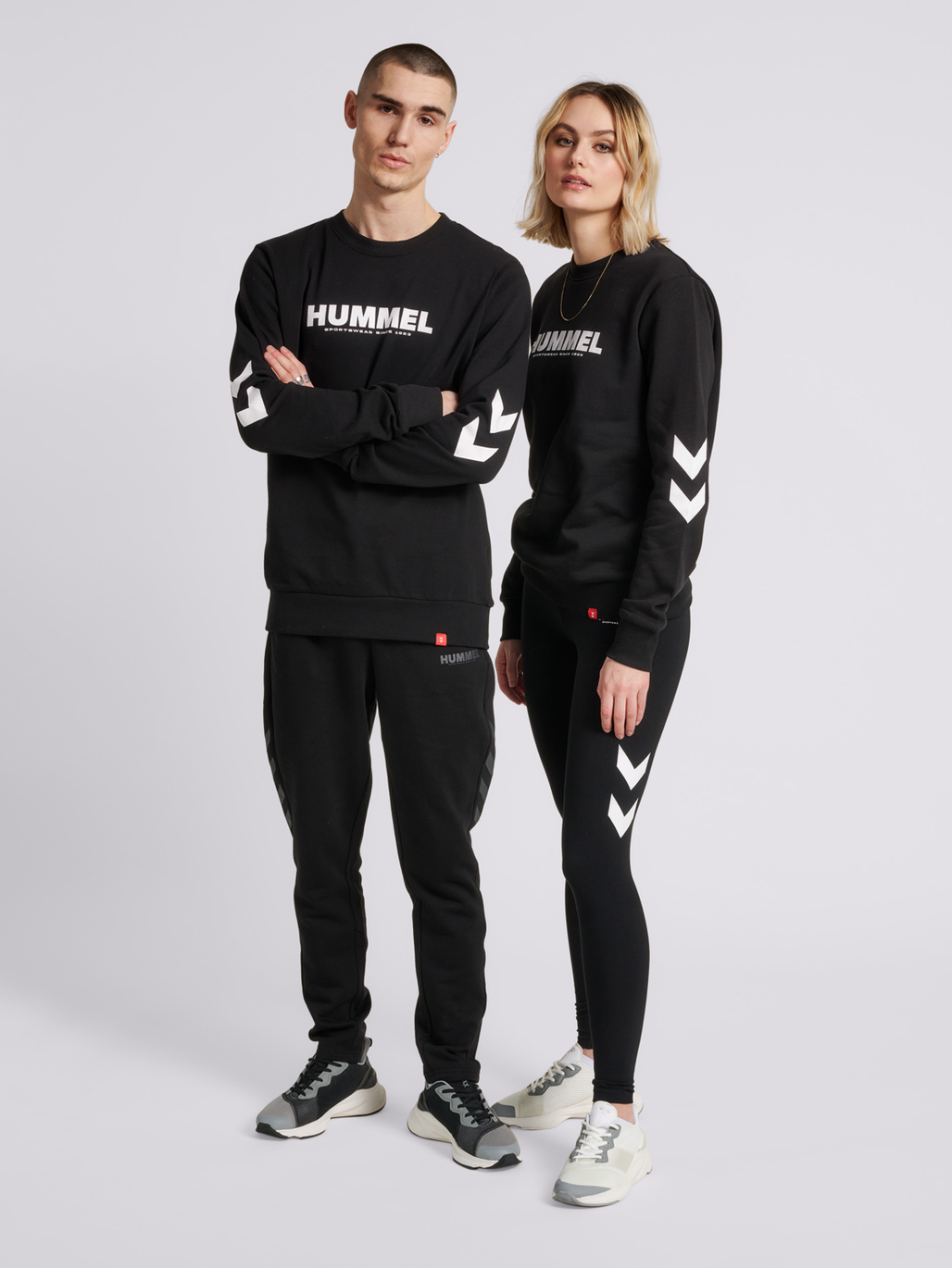 hummel LEGACY SWEATSHIRT BLACK hummel
