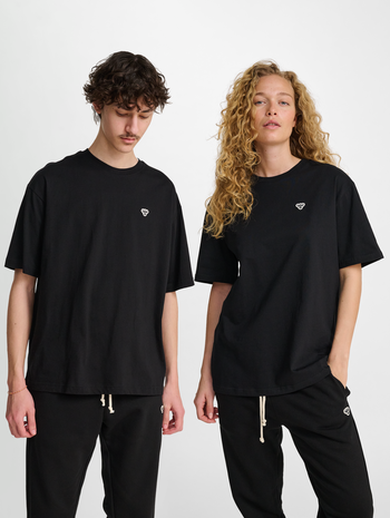 T shop shirts s