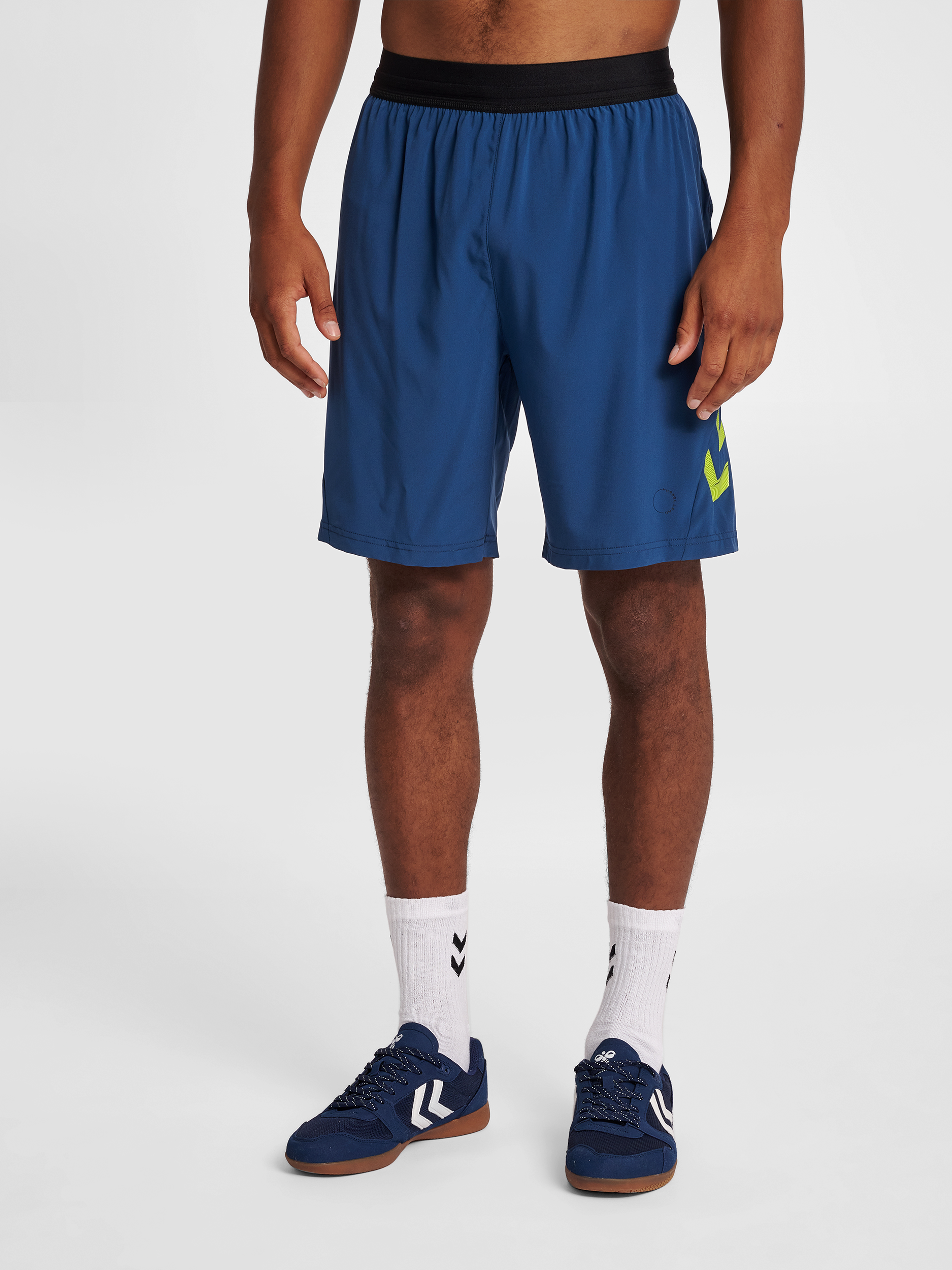 hummel LEAD PRO TRAINING SHORTS - LIME 