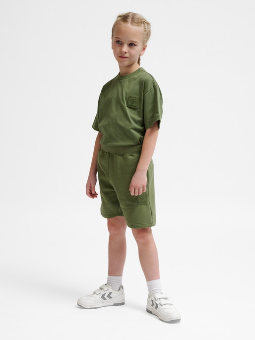 hmlCLEAN ADJUSTABLE SHORTS, OLIVINE, model