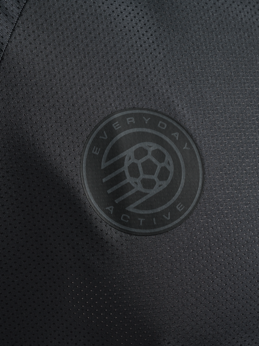 hmlPULSE MESH T-SHIRT S/S, EBONY/BLACK hmlPULSE MESH T-SHIRT S/S, EBONY/BLACK, packshot