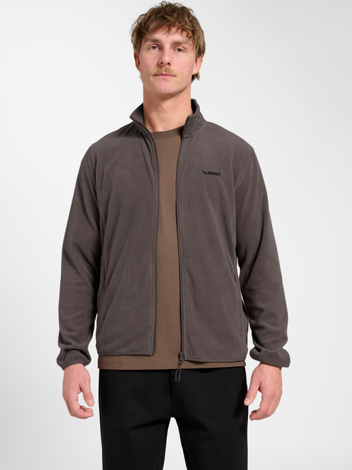 hmlACTIVE FLEECE JACKET, MAJOR BROWN, model