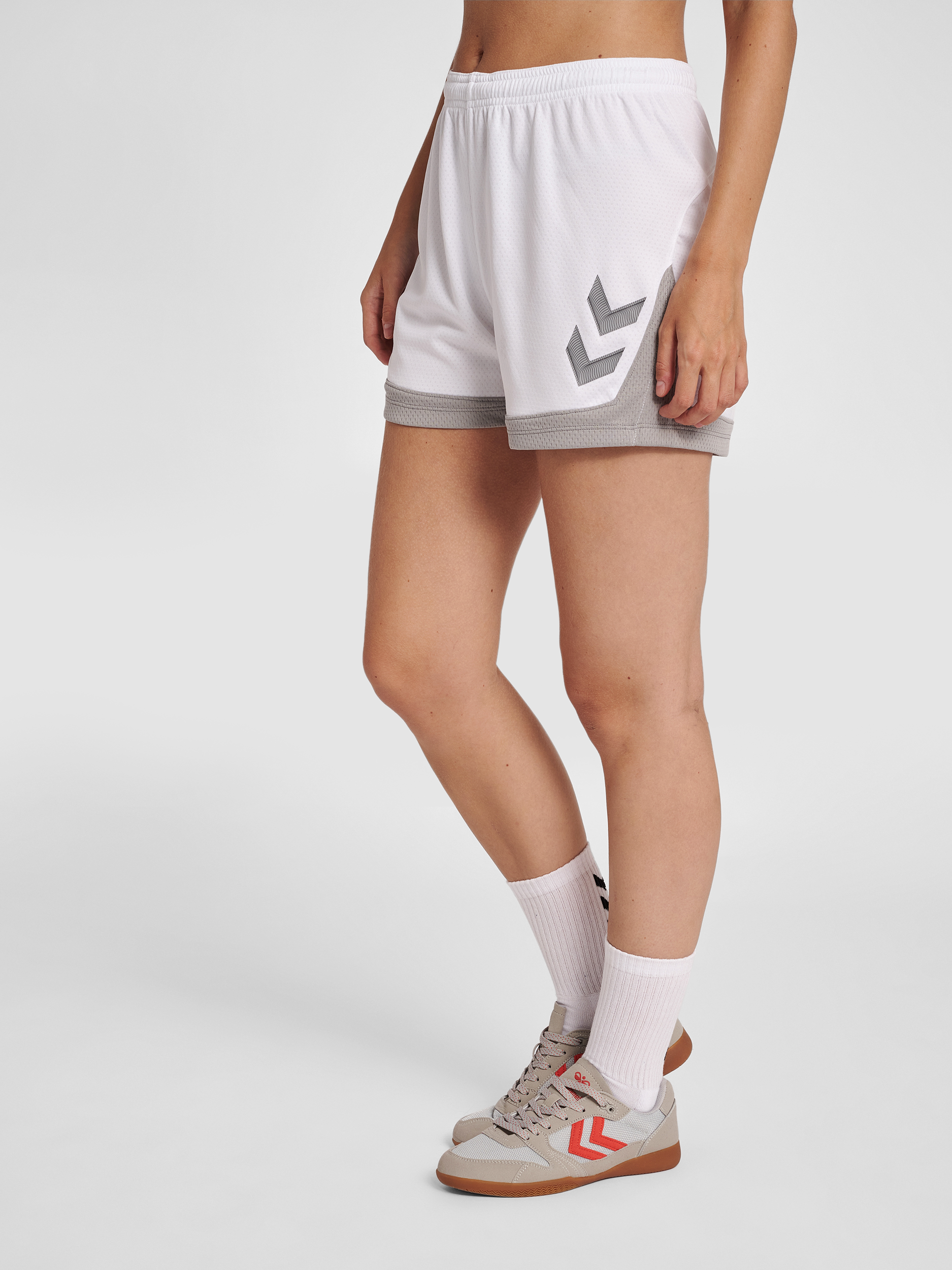 hummel LEAD WOMENS POLY SHORTS - WHITE 