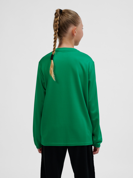 hmlESSENTIAL SWEATSHIRT KIDS, JELLY BEAN, model