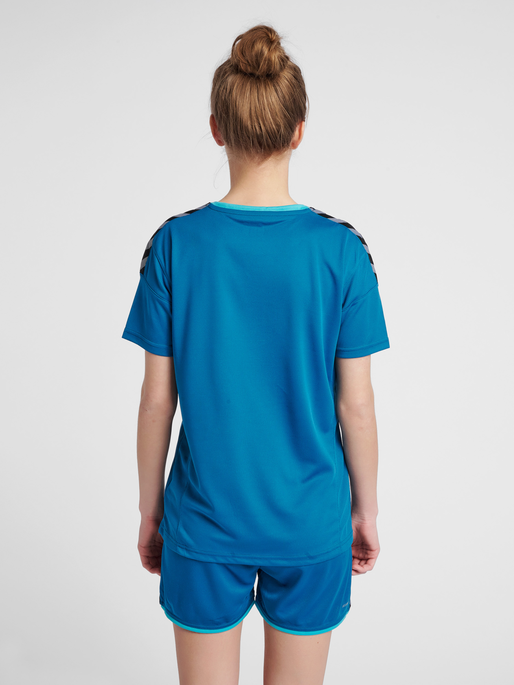 hmlAUTHENTIC POLY JERSEY WOMAN S/S, CELESTIAL, model