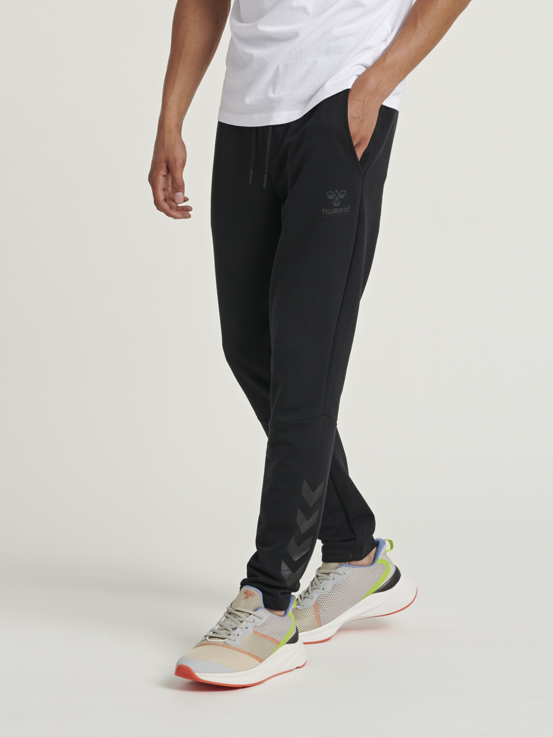 tapered black pants