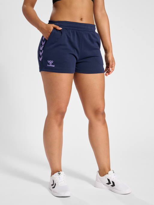 hmlSTALTIC COTTON SHORTS WOMAN, 7220, model