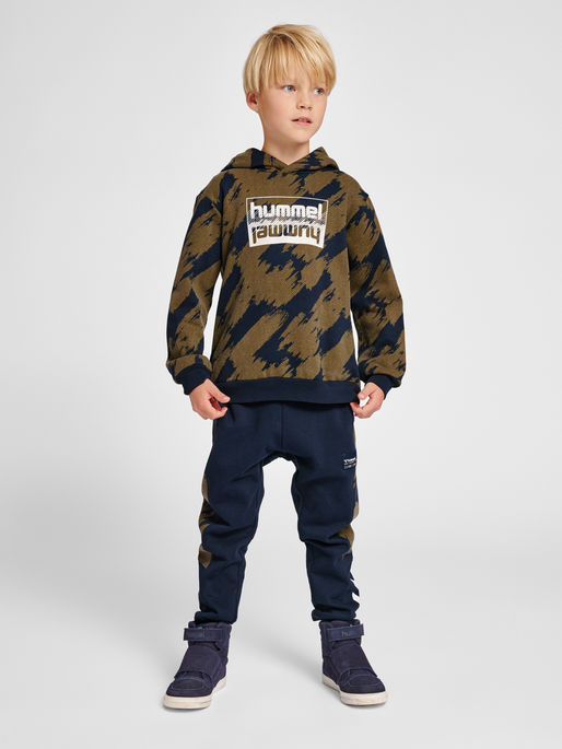 hmlZION PANTS, 1009, model