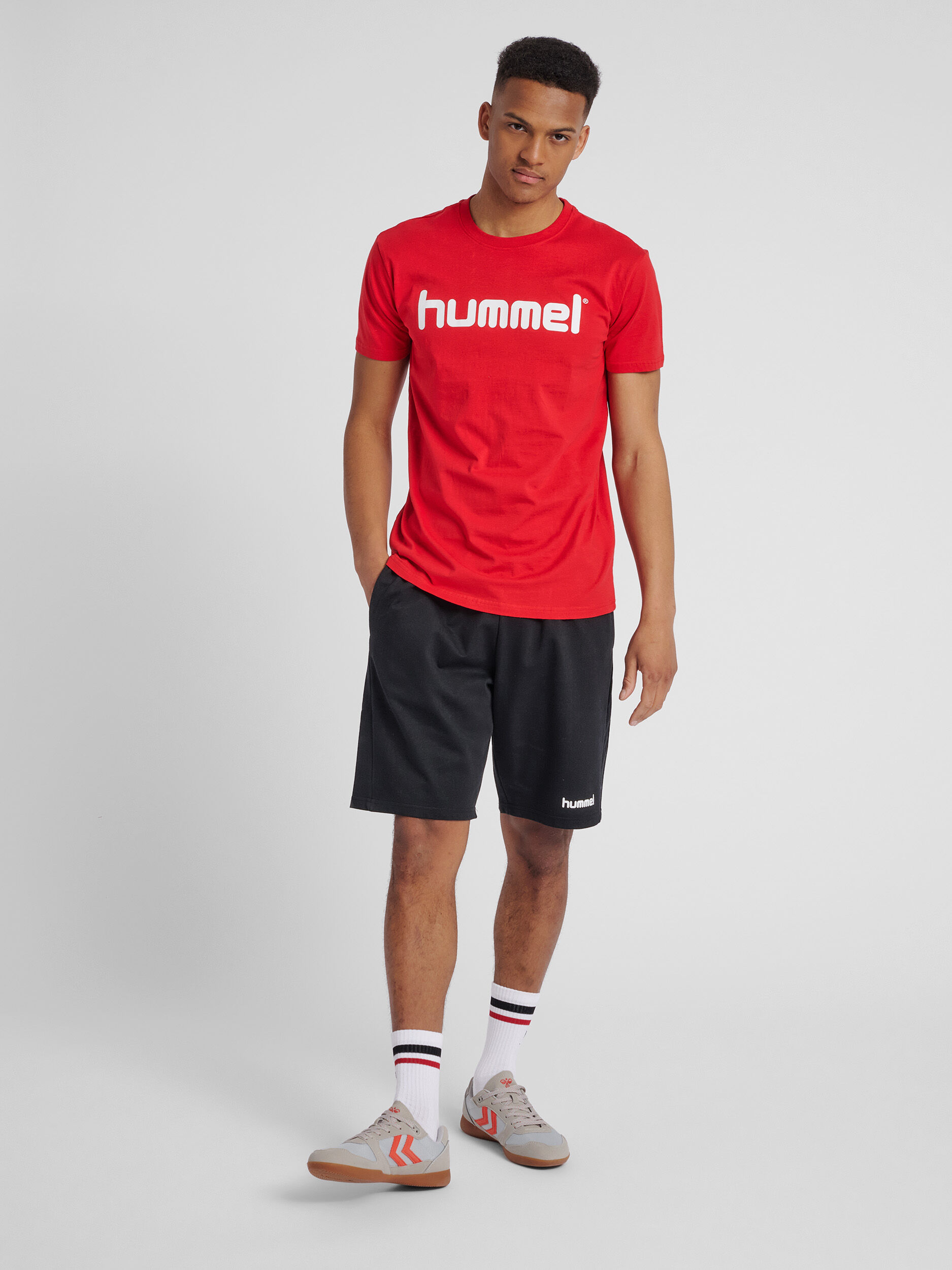 Details about   Hummel Mens Sport Training Casual Cotton Short Sleeve SS T-Shirt Tee Regular Fit 