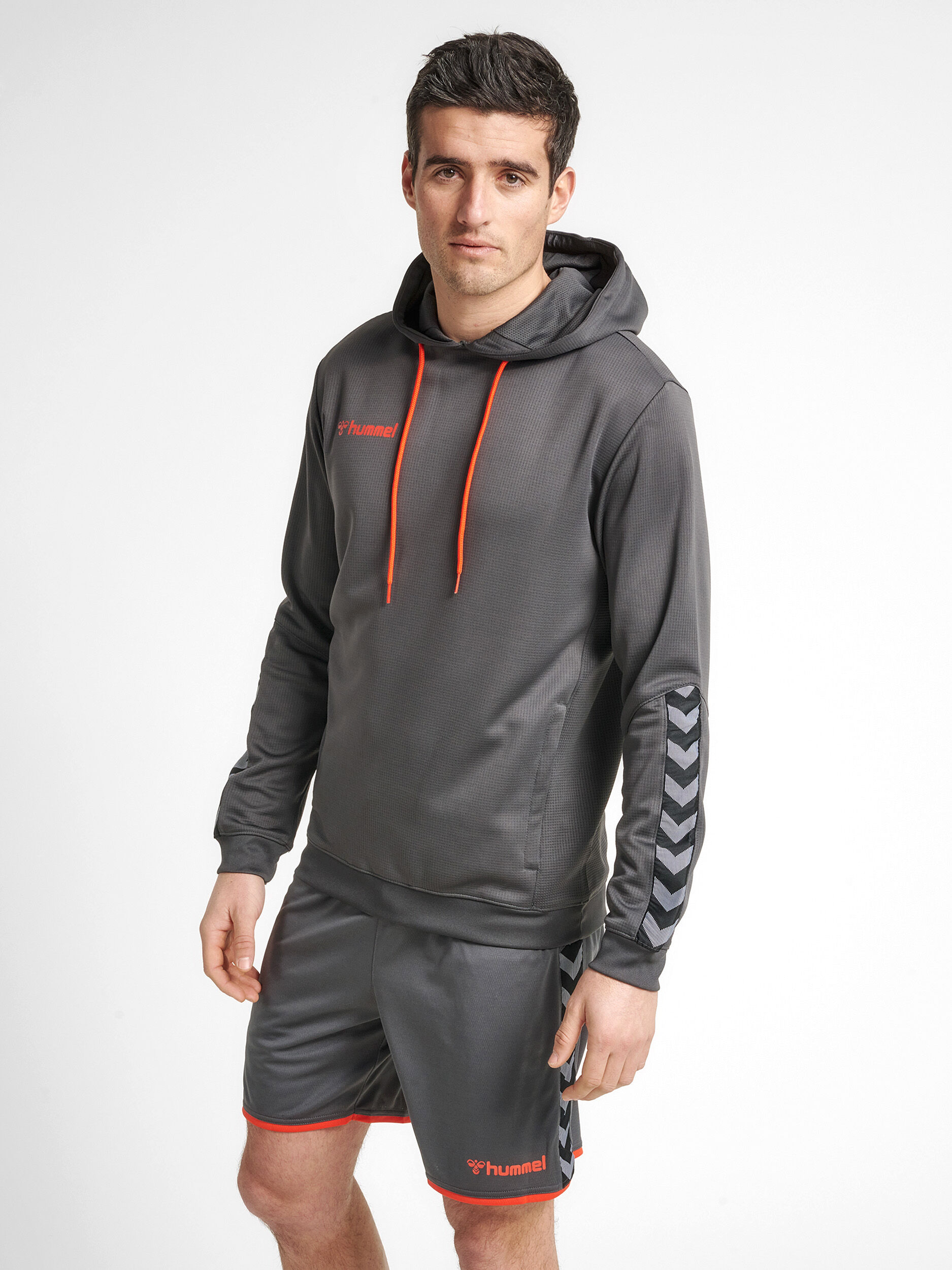 Hummel authentic charge poly zip best sale jacket
