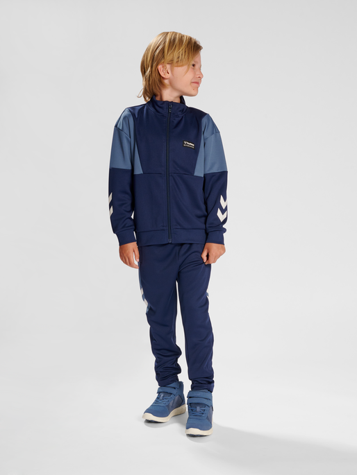 hmlMARTY ZIP JACKET, BLACK IRIS, model