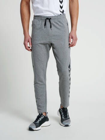 hmlRAY 2.0 TAPERED PANTS, DARK GREY MELANGE, model