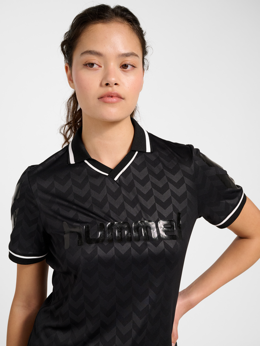 Slim Fit Trikot, BLACK, model