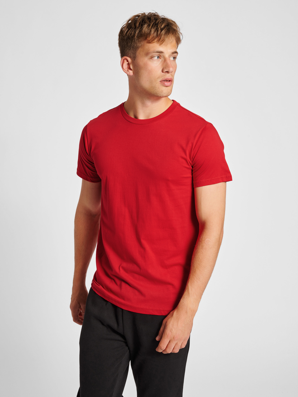 Red t shirt for men store