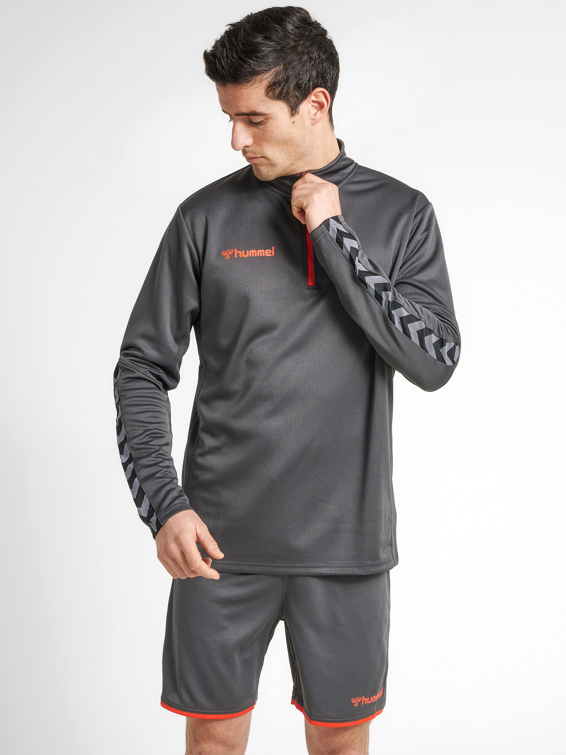 Hummel half zip store